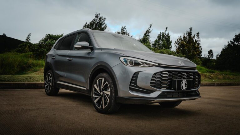 4-MG-ZS-Hybrid-2025-MG-Colombia